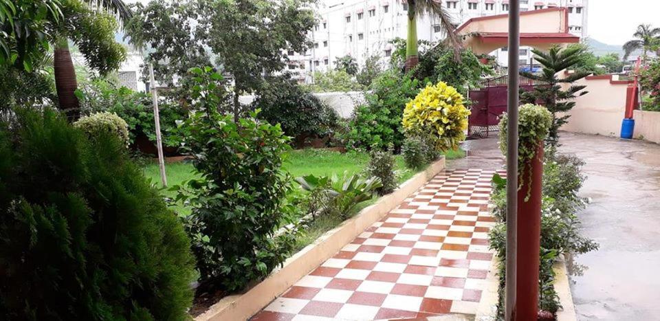 Hotel Guru Kripa Jamshedpur Exterior foto